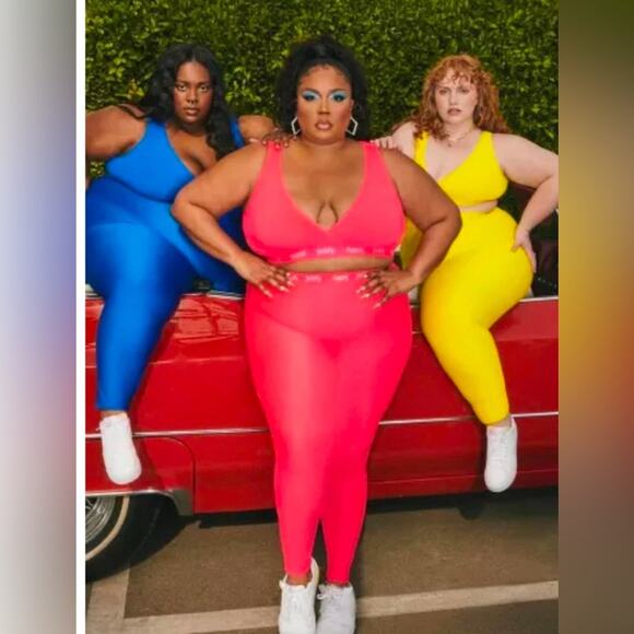 Fabletics Yitty Major Label Shaping High Waist Logo Legging 7/8 Size 3X - Picture 6 of 6